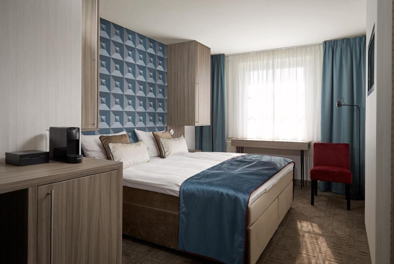 Van Der Valk Landhotel Spornitz Bagian luar foto